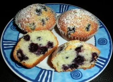 Jednoduché muffiny s borůvkami